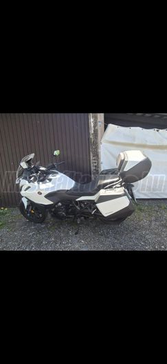 HONDA NT 1100 D