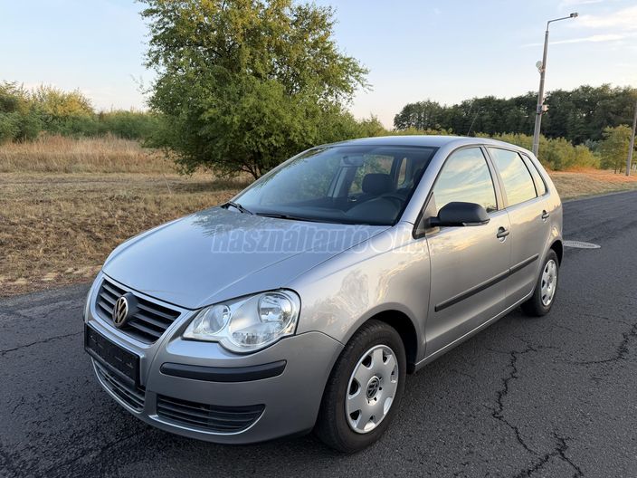 VOLKSWAGEN POLO 1.2 60 Trendline
