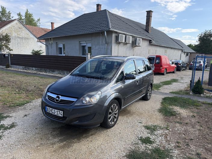 OPEL ZAFIRA B 1.7 CDTI Enjoy