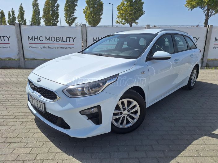 KIA CEE'D Ceed SW 1.6 CRDi HP Silver