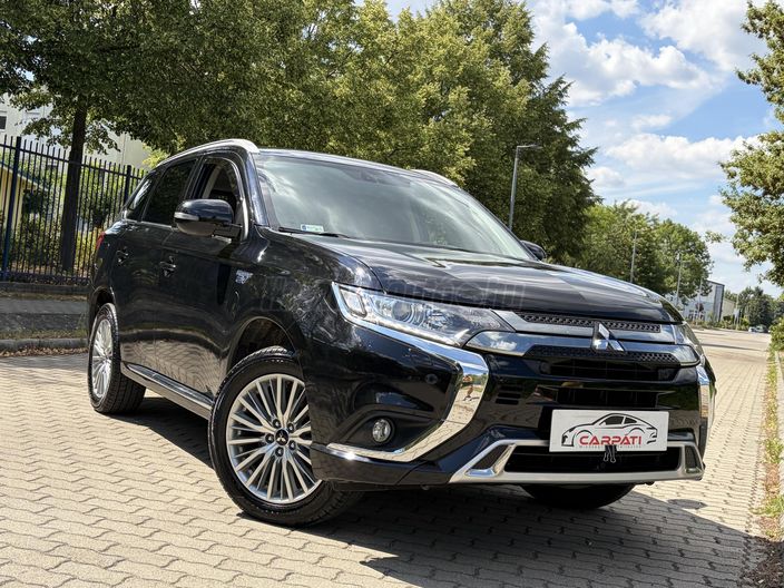 MITSUBISHI OUTLANDER 2.4 PHEV Instyle Premium 4WD CVT