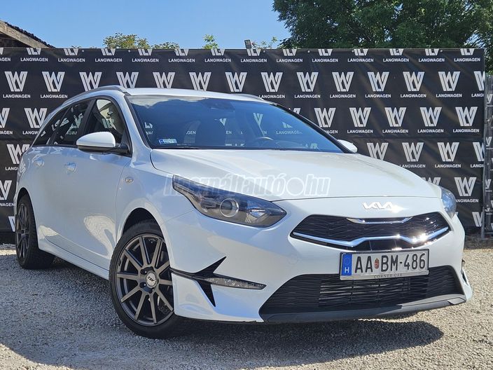 KIA CEE'D Ceed SW 1.6 CRDi HP Hybrid Silver