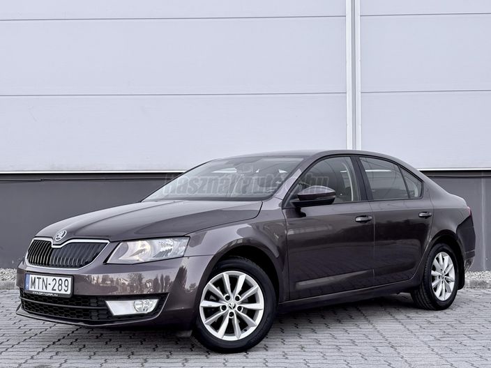 SKODA OCTAVIA 1.6 CR TDI Elegance