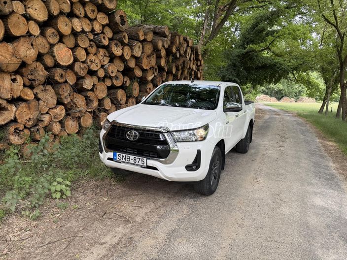 TOYOTA HILUX 2.8 D-4D 4x4 Double Active