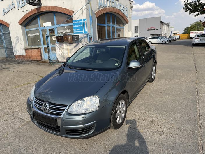 VOLKSWAGEN JETTA 1.6 Comfortline