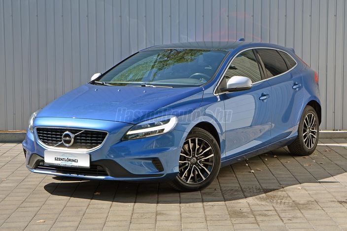 VOLVO V40 2.0 D [D3] R-Design Geartronic