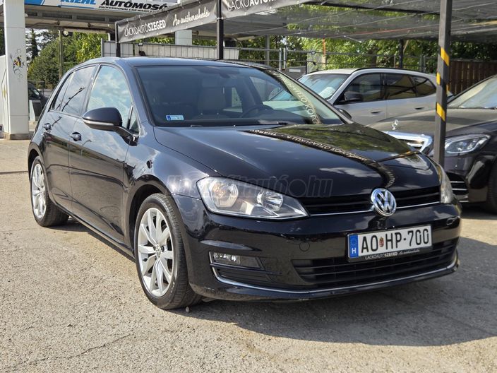 VOLKSWAGEN GOLF VII