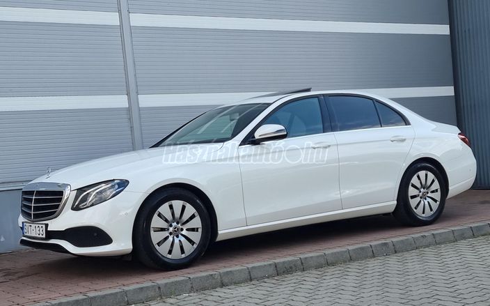 MERCEDES-BENZ E 200 4Matic 9G-TRONIC EQ Boost