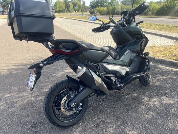 HONDA X-ADV