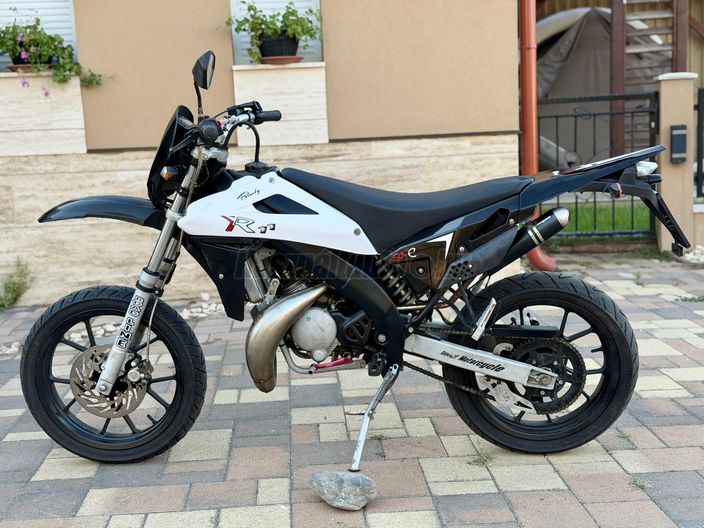 MOTORHISPANIA RYZ