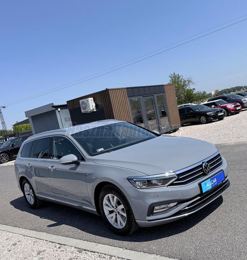 VOLKSWAGEN PASSAT VIII Variant 2.0 TDI SCR Business DSG