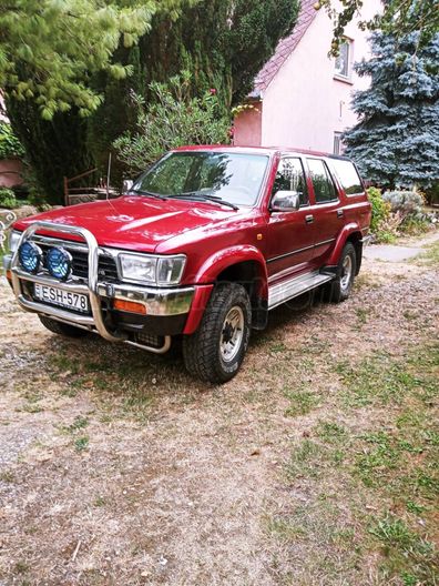 TOYOTA 4 RUNNER