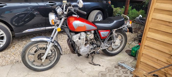 YAMAHA XS 750 S