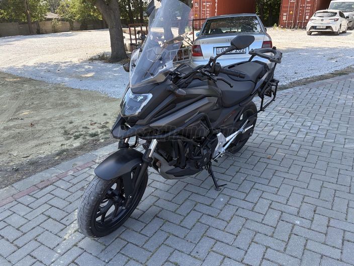 HONDA NC 750 X