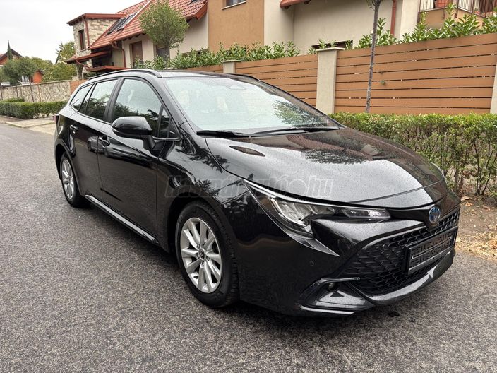 TOYOTA COROLLA Touring Sports 1.8 Hybrid Comfort Style Tech e-CVT