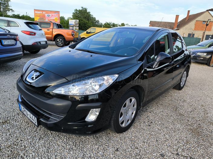PEUGEOT 308 1.6 HDi Confort Pack