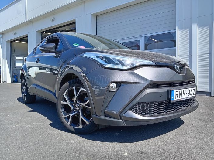 TOYOTA C-HR 1.2T Style