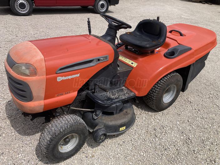 HUSQVARNA CTH141 FŰNYÍRÓTRAKTOR ELADÓ
