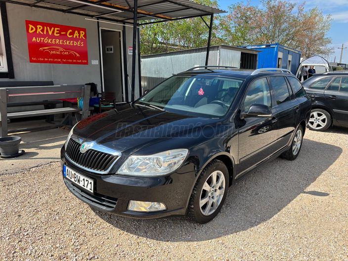 SKODA OCTAVIA Combi 1.2 TSI Elegance DSG