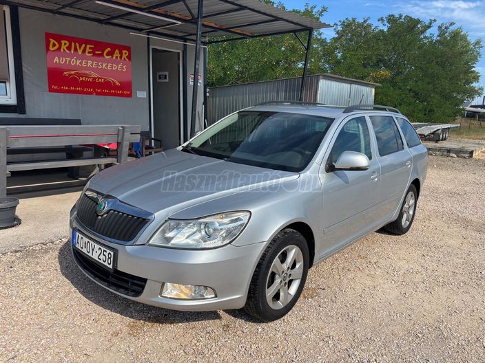 SKODA OCTAVIA Combi 1.6 CR TDI Classic DSG DPF