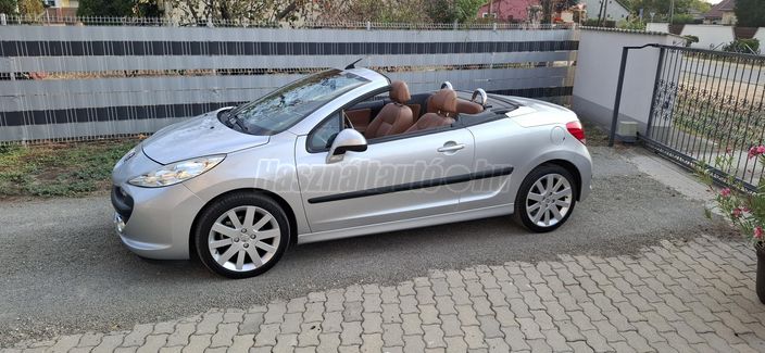 PEUGEOT 207 CC 1.6 HDi Feline