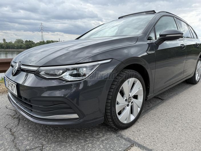 VOLKSWAGEN GOLF VIII Variant 2.0 TDI SCR Style DSG