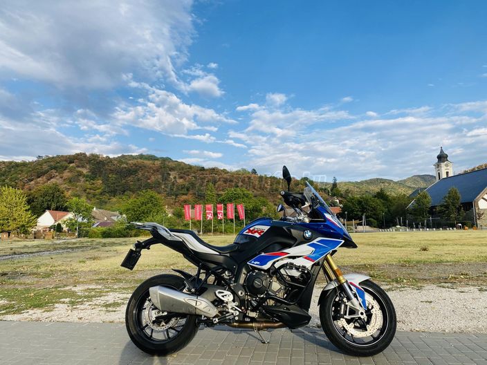 BMW S 1000 XR