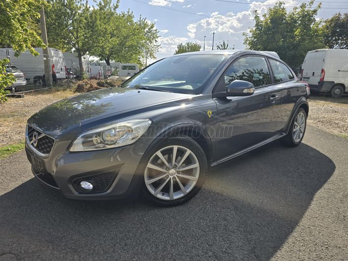 VOLVO C30 1.6 D [D2] Summum