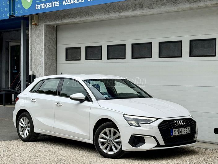 AUDI A3 Sportback 30 TFSI Basis S-tronic