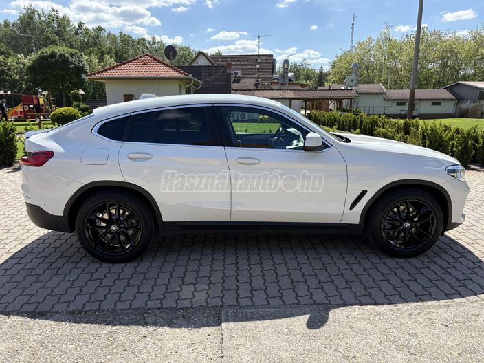 BMW X4 xDrive20d (Automata)