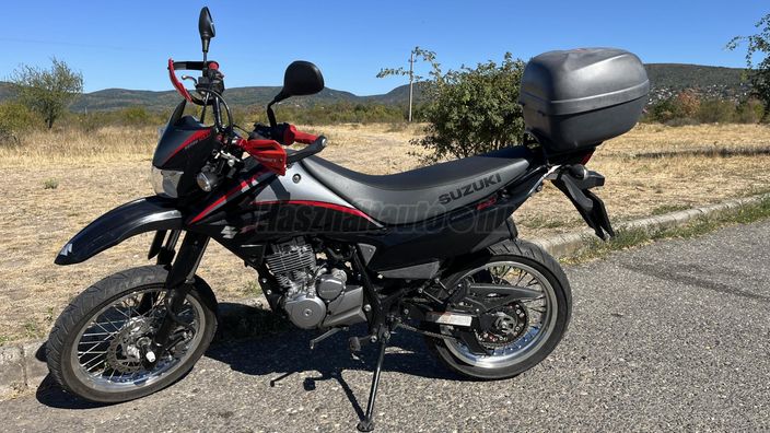 SUZUKI DR 125 SM