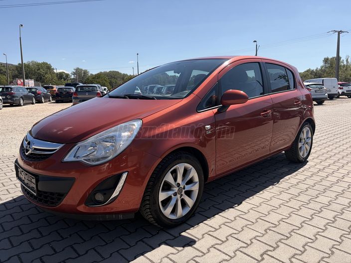 OPEL CORSA D 1.4 Color Edition