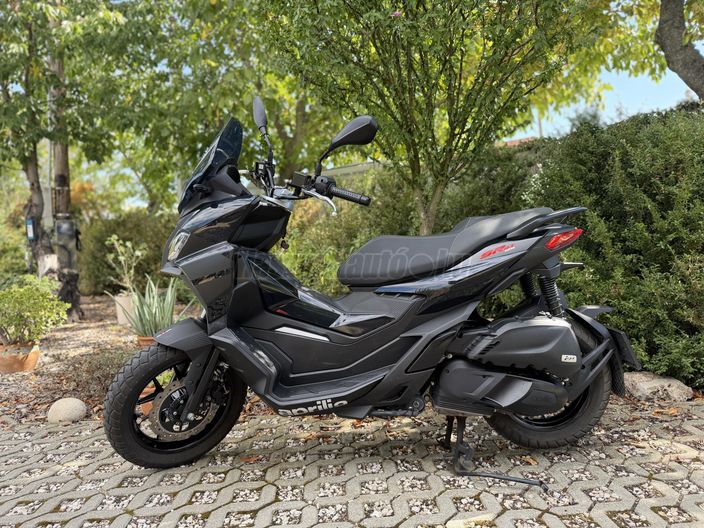 APRILIA SR GT 125