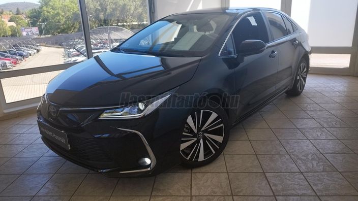 TOYOTA COROLLA Sedan 1.8 Hybrid Style e-CVT