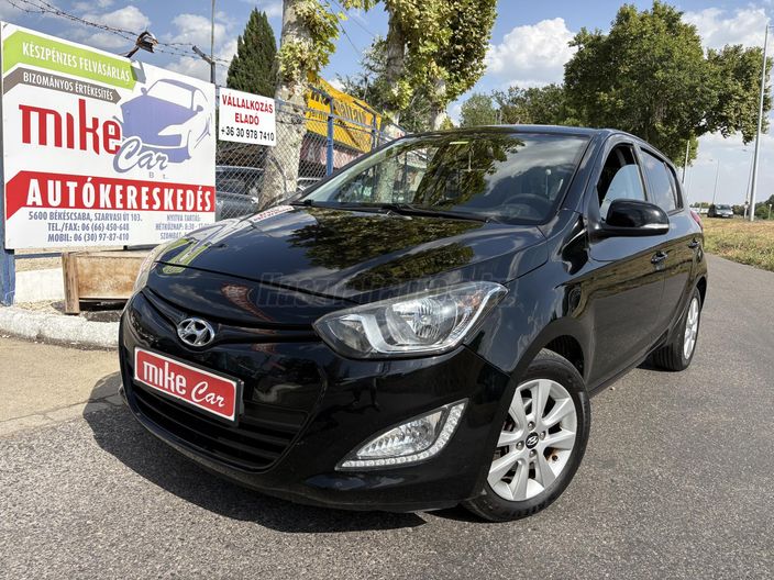 HYUNDAI I20 1.25 Color limited edition