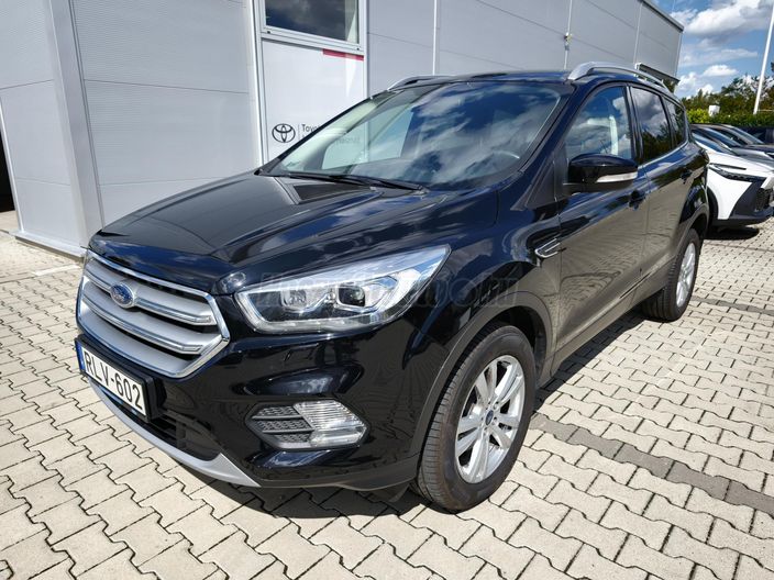 FORD KUGA 1.5 EcoBoost Titanium