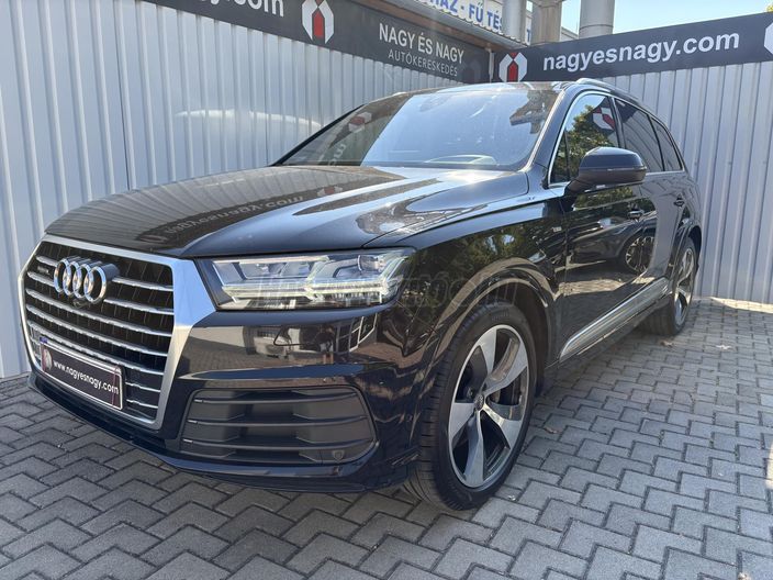 AUDI Q7 3.0 V6 TDI quattro Tiptronic ic [7 személy]