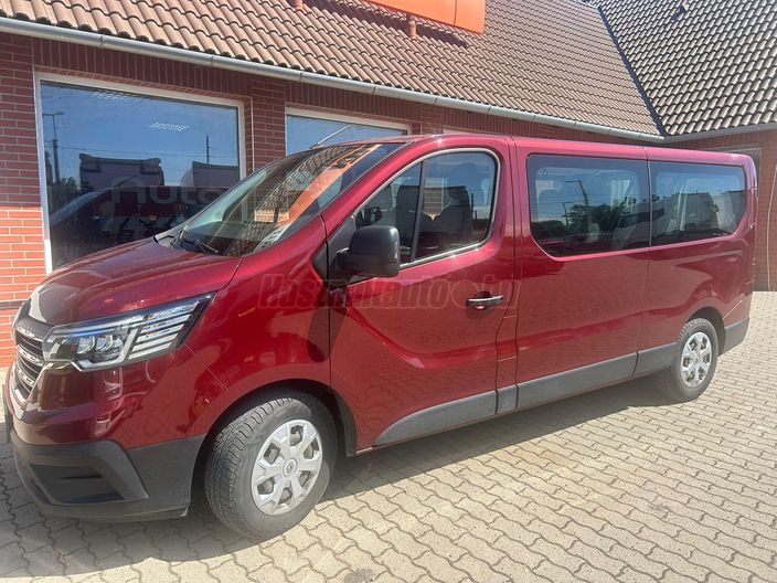 RENAULT TRAFIC 2.0 Blue dCi 110 L2H1 Pack Comfort (9 személyes )