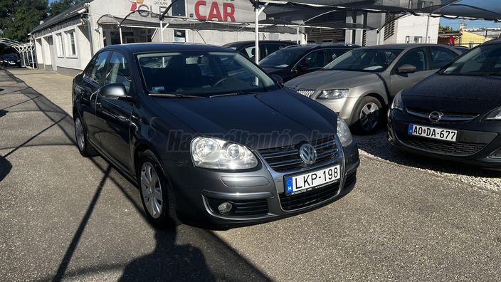 VOLKSWAGEN JETTA V 1.6 Comfortline