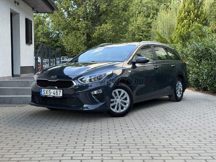 KIA CEE'D Ceed SW 1.6 CRDi HP Hybrid Silver