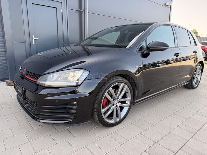 VOLKSWAGEN GOLF VII 2.0 GTD BMT Highline