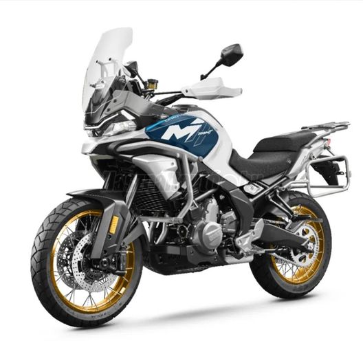 CFMOTO 700 MT