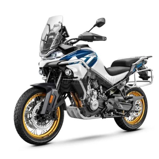 CFMOTO 800 MT