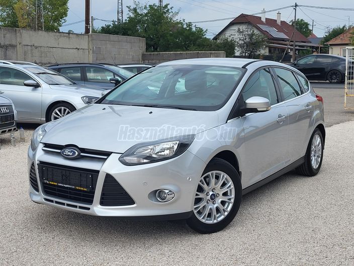 FORD FOCUS 1.6 Ti-VCT Titanium