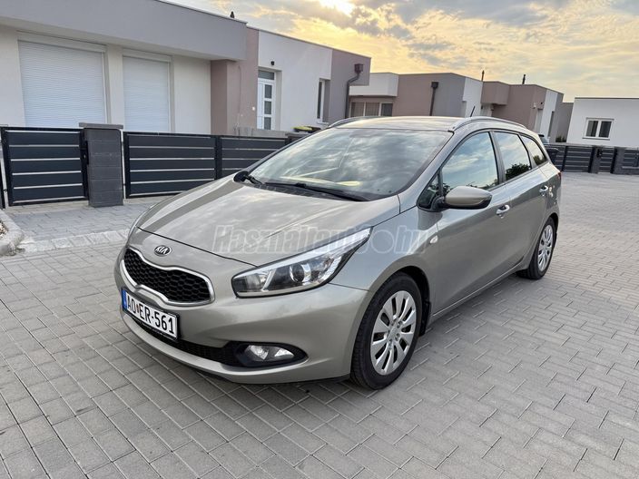 KIA CEE'D SW 1.6 CRDI LX (Automata)