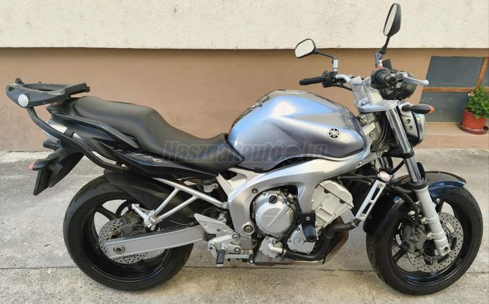 YAMAHA FZ6-N