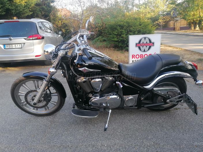 KAWASAKI VN 900 CUSTOM
