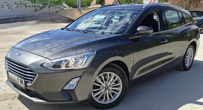 FORD FOCUS 1.5 EcoBlue Titanium