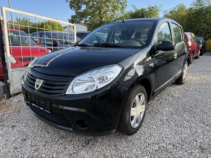 DACIA SANDERO 1.2 Arctic Arctic Music