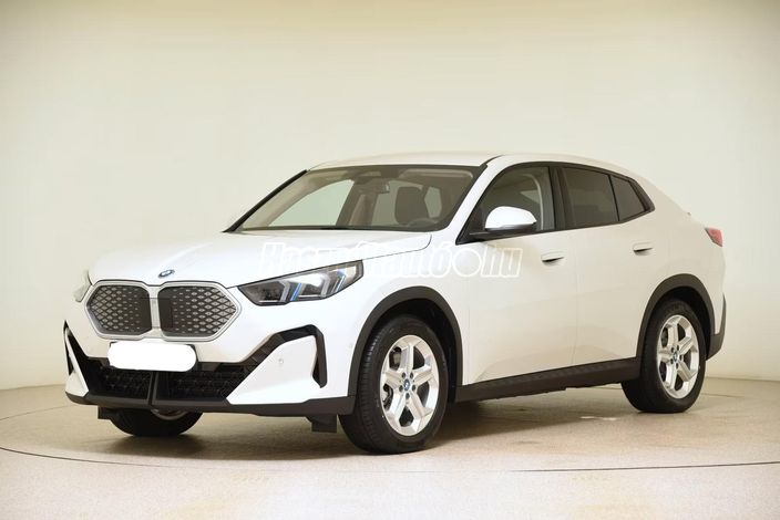 BMW IX2 xDrive 30 64,8kWh